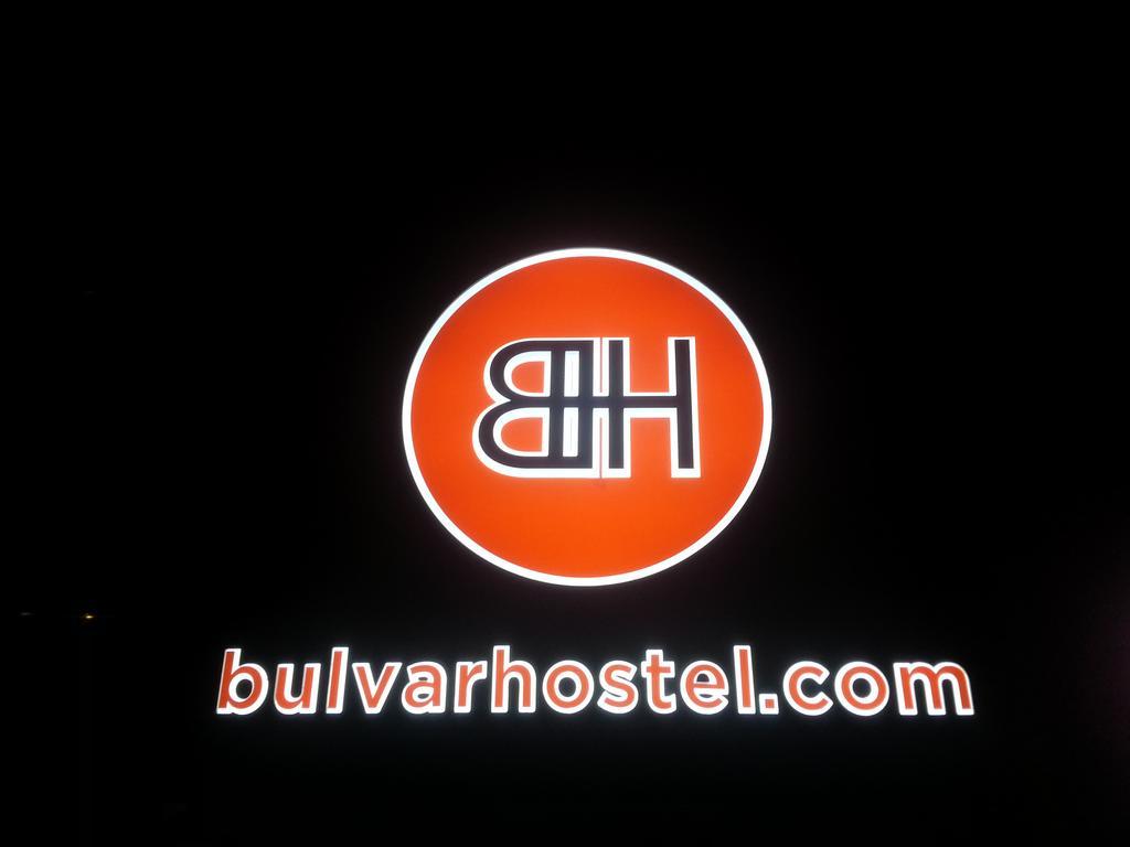 Bulvar Hostel Эскишехир Экстерьер фото